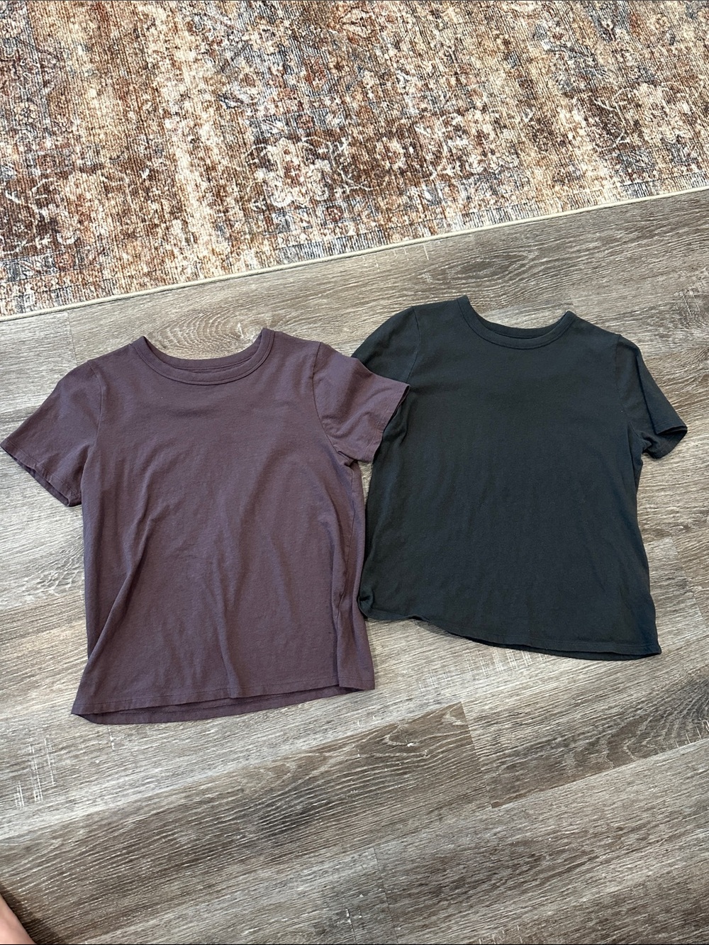 Old navy short sleeve tees